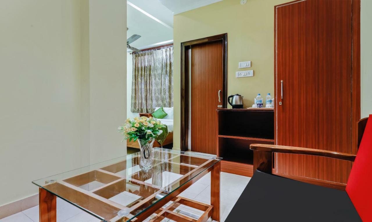 Treebo Trend Prabash Atithi Griha Hotel Guwahati Exterior foto